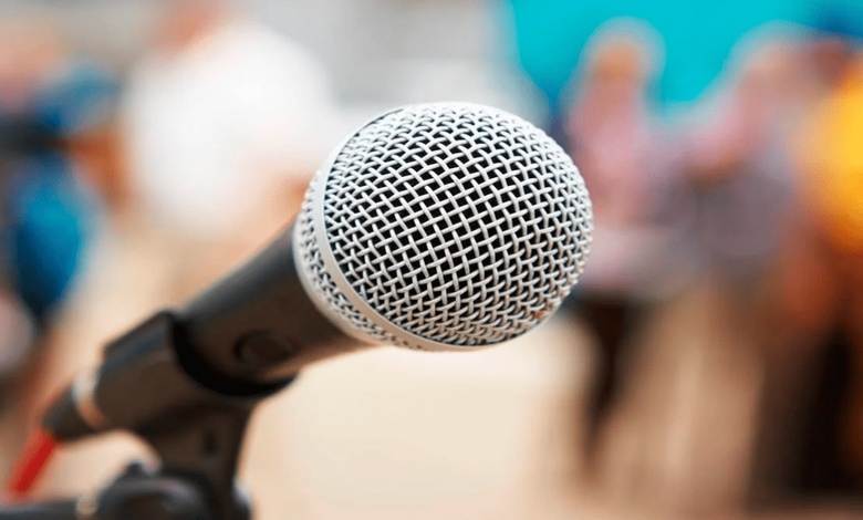 مقدمة اذاعة مدرسية باللغة الانجليزية سهلة جدا